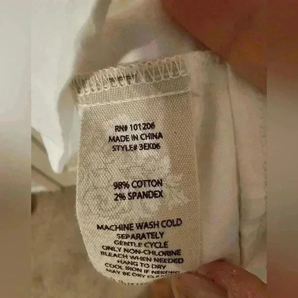 Soft Surroundings White Soft Long Sleeve Button Down Size Petite L - Picture 6 of 7